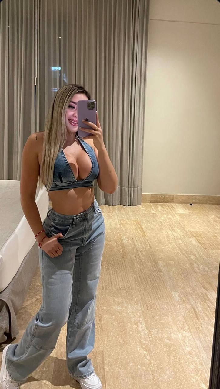 Aran Sürekli Gelişen Kadın Escort Tülin